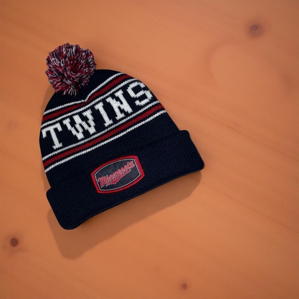 MLB MN Twins Caribou Coffee Collaboration Knit Pom Pom Hat